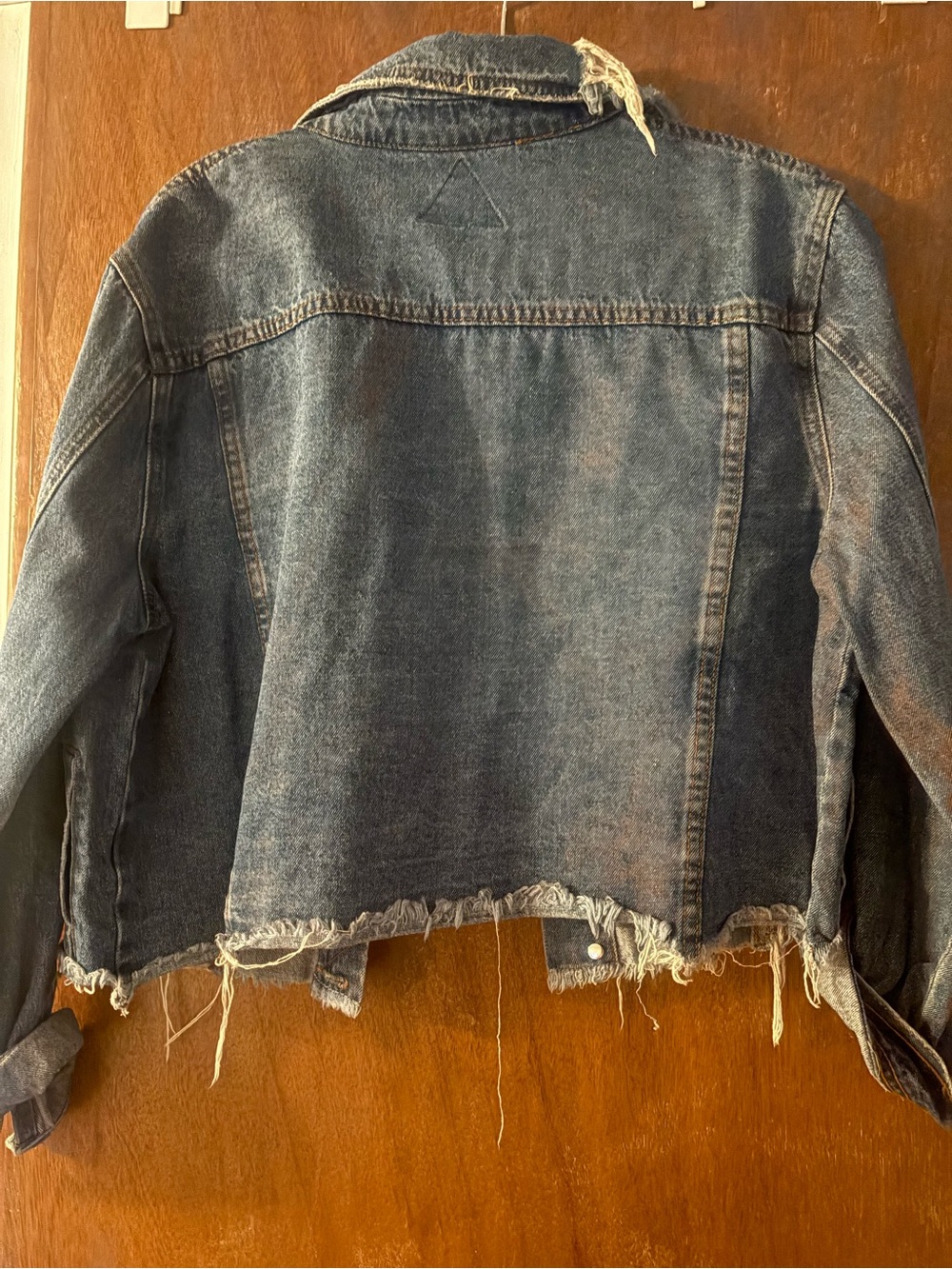 Classic Raw-Hem Denim Jacket - Blue